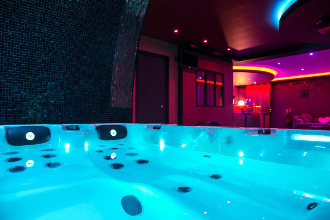 L'Insolite Spa Privatif "Suite Luxueuse-Jacuzzi" Toulouse Exterior foto
